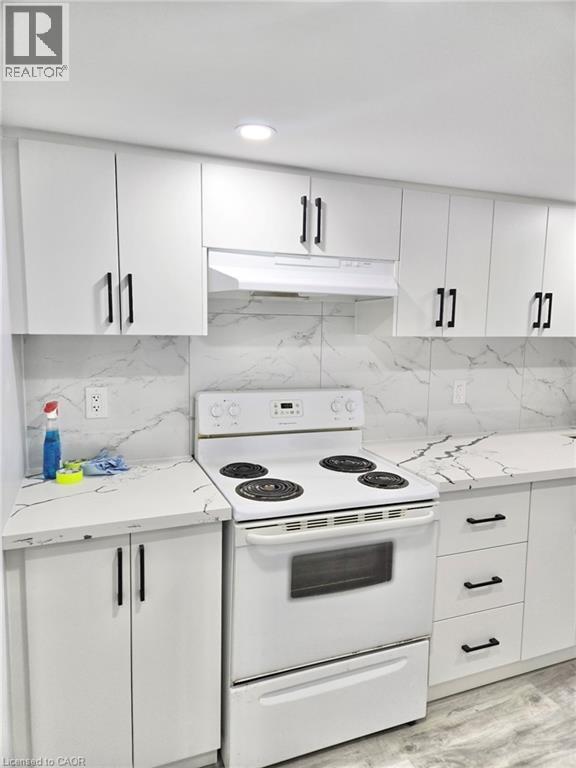 14 Lidstone St in Cambridge, ON - Building Photo - Building Photo