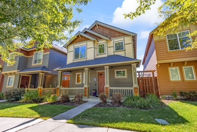 20565 Sun Meadow Way in Bend, OR - Foto de edificio - Building Photo