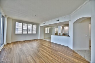 2104 W First St in Ft. Myers, FL - Building Photo - Building Photo