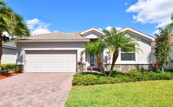 11702 Anhinga Ave in Venice, FL - Building Photo - Building Photo