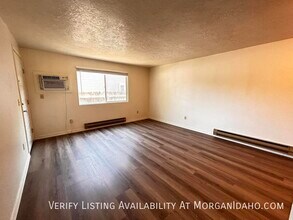 844 W 7th St in Meridian, ID - Building Photo - Building Photo