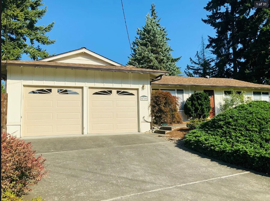 5710 155th Ave NE in Redmond, WA - Building Photo