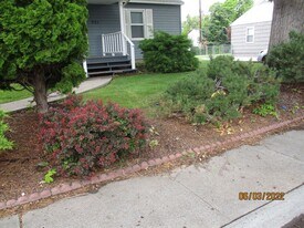 319-321 Douglass Ave in Richland, WA - Building Photo