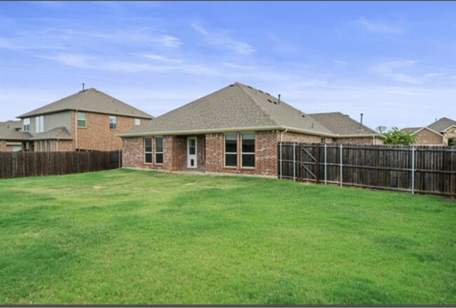 3027 Maverick Dr in Heath, TX - Building Photo - Building Photo