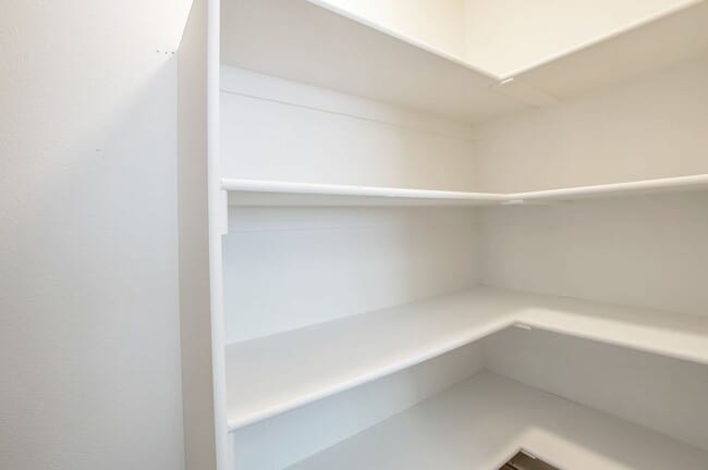 2037 N 2165 W in Clinton, UT - Building Photo - Building Photo