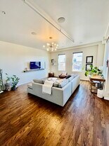 1521 Central St, Unit 2B in Denver, CO - Building Photo