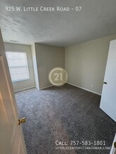 925 W Little Creek Rd in Norfolk, VA - Building Photo - Building Photo