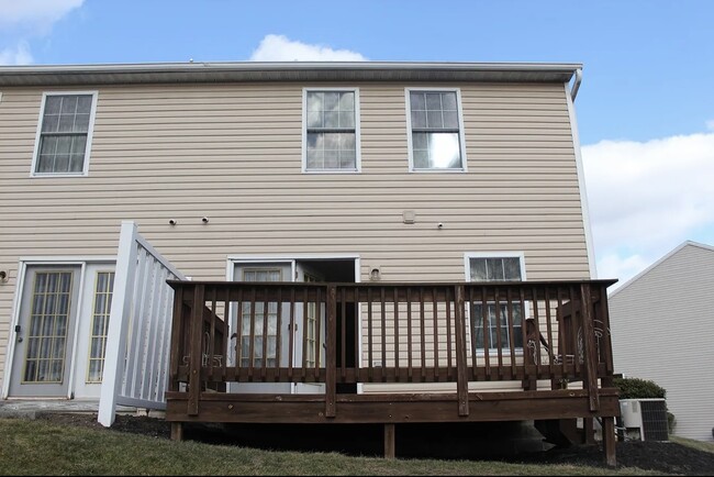 111 A Partridge Cir in Carlisle, PA - Building Photo - Building Photo