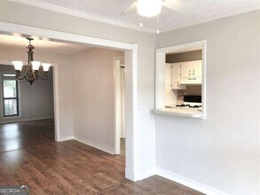 606 Park Ridge Cir in Marietta, GA - Building Photo - Building Photo