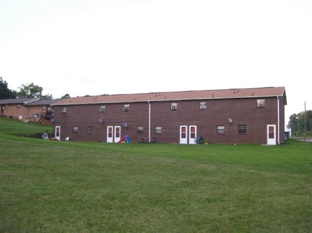 Townhouse Apartments in Morristown, TN - Building Photo - Building Photo