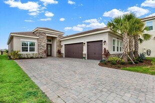 32179 Logan Elm Ter in Wesley Chapel, FL - Building Photo