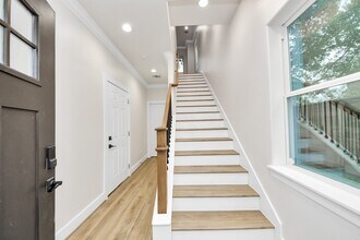 2007 Briley St in Houston, TX - Building Photo - Building Photo