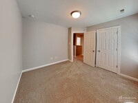 144 Crown Side Dr photo'