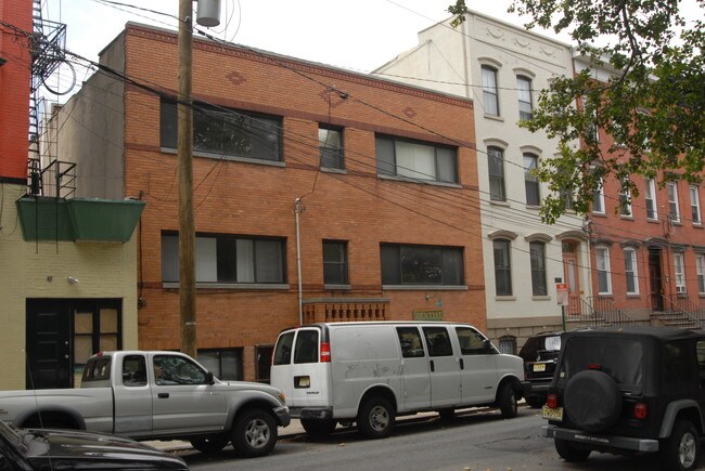 255-257 4th St in Hoboken, NJ - Building Photo - Building Photo
