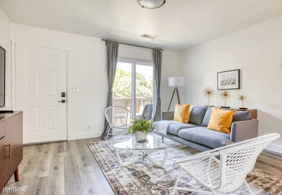 611 San Luisito Way in Sunnyvale, CA - Building Photo