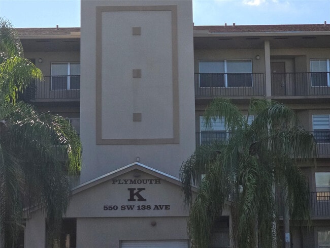 property at 550 SW 138th Ave