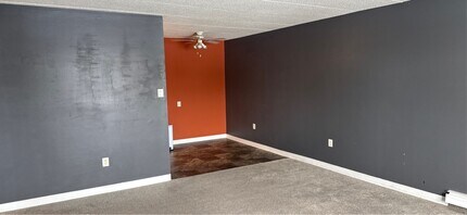 2830 Gordon Rd in Regina, SK - Building Photo - Building Photo