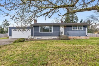 9518 Farwest Dr SW in Lakewood, WA - Building Photo - Building Photo