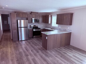 6700 Spruce Dr in Benzonia, MI - Building Photo - Building Photo