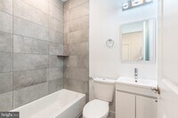 1423 N 8th St photo'