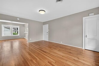 2343 Wroxton Rd in Houston, TX - Building Photo - Building Photo