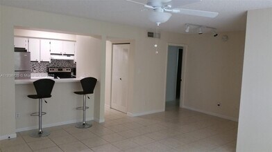 550 S Park Rd in Hollywood, FL - Building Photo - Building Photo