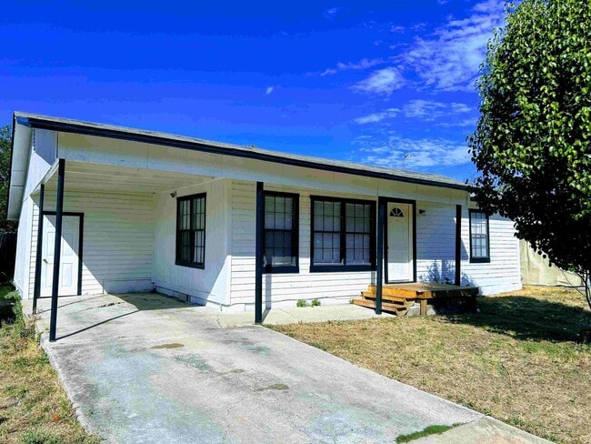 property at 408 1/2 W Avenue F