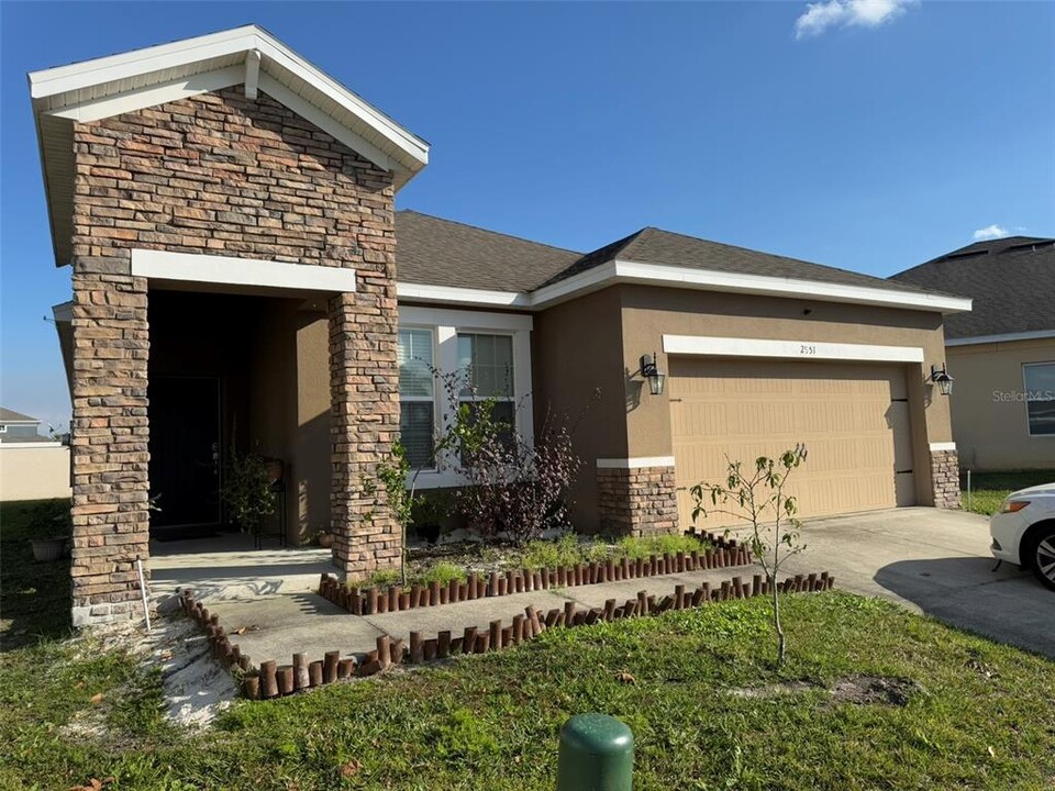 2951 Top Water Way in Kissimmee, FL - Building Photo