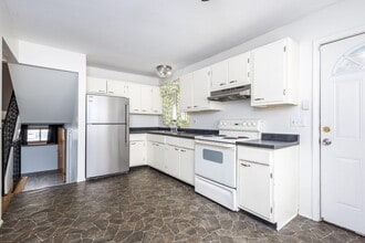 771 4th Ave in Pontiac, MI - Building Photo - Building Photo