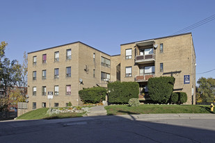 5-6 Crown Hill Pl Apartments