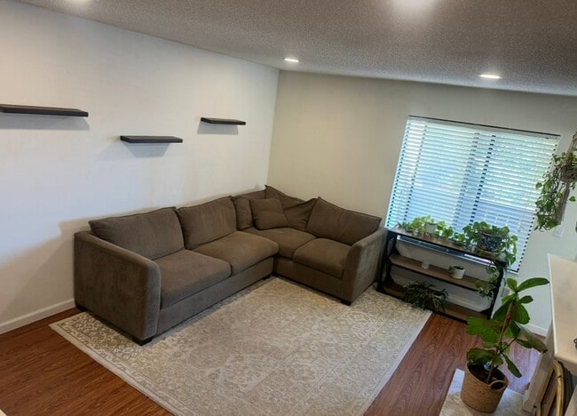property at 173 Park Place Dr