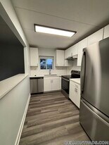 49 Hill Rd, Unit 28 in Belmont, MA - Building Photo