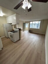 18550 Prairie St in Los Angeles, CA - Building Photo - Building Photo