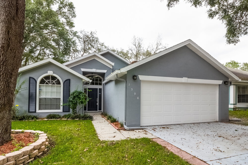 1598 Royal Oaks Dr in Apopka, FL - Building Photo