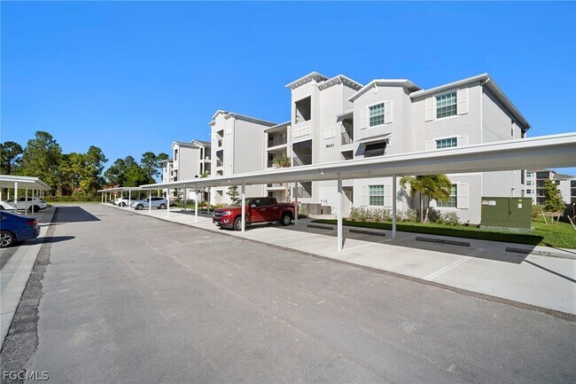 18421 Copperhead Dr in Lehigh Acres, FL - Building Photo - Building Photo