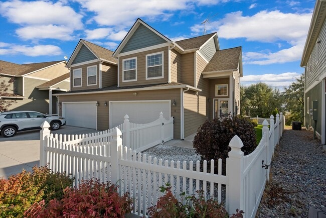 11 Muskrat Dr in Kalispell, MT - Building Photo - Building Photo