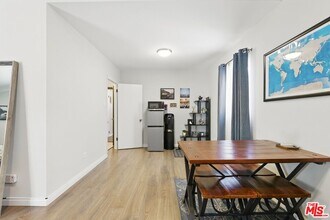 1209 Forest St in Inglewood, CA - Building Photo - Building Photo