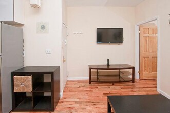 2370 1st Ave in New York, NY - Building Photo - Building Photo