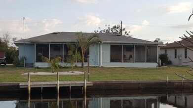 3119 Riverside Dr in Punta Gorda, FL - Building Photo - Building Photo