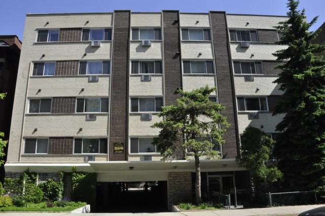 736 W Buena Ave-Unit -506 in Chicago, IL - Building Photo