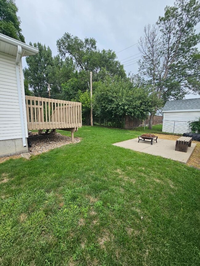 505 N 17th St in Bismarck, ND - Building Photo - Building Photo