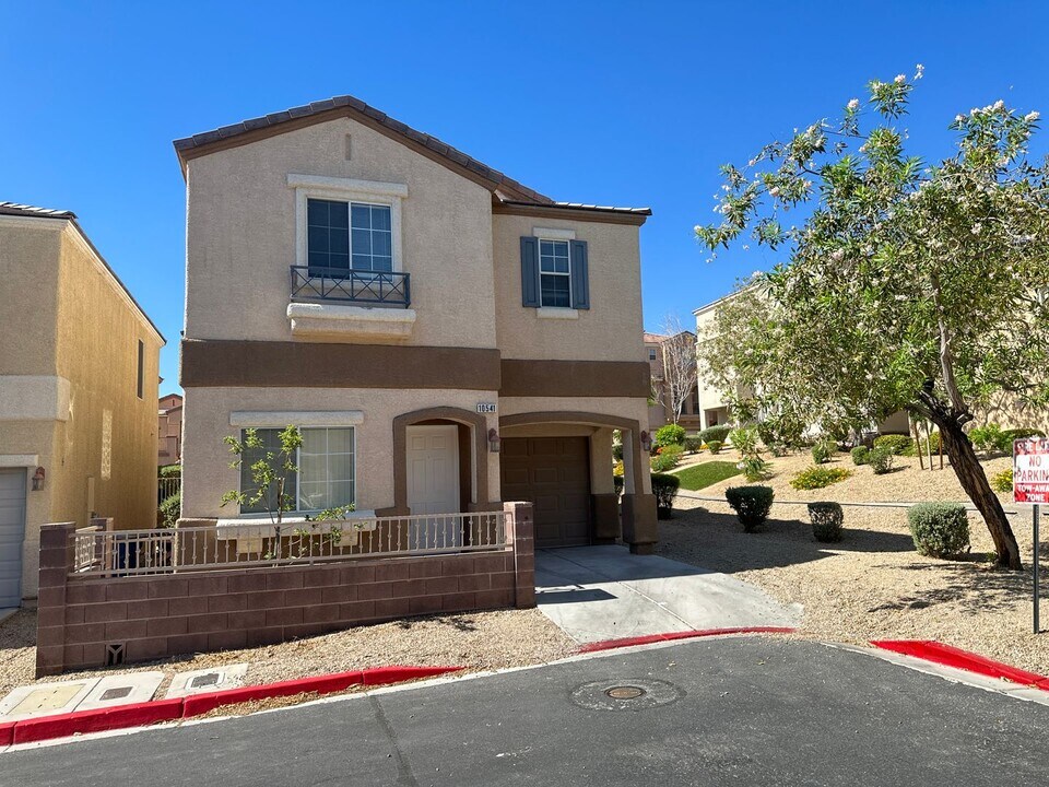 10541 Kivas Ct in Las Vegas, NV - Building Photo
