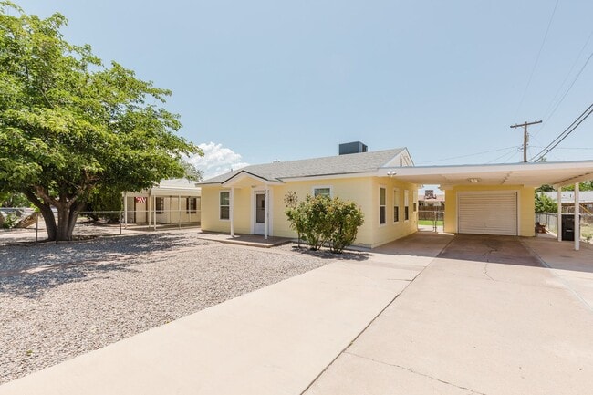 property at 504 Linda Vista Dr