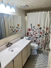 Portage Trail East Apartments in Cuyahoga Falls, OH - Foto de edificio - Building Photo