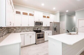 1918 N Betty Ln in Clearwater, FL - Building Photo - Building Photo