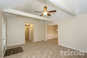 165 Aspen Forest Dr in Covington, GA - Building Photo - Building Photo