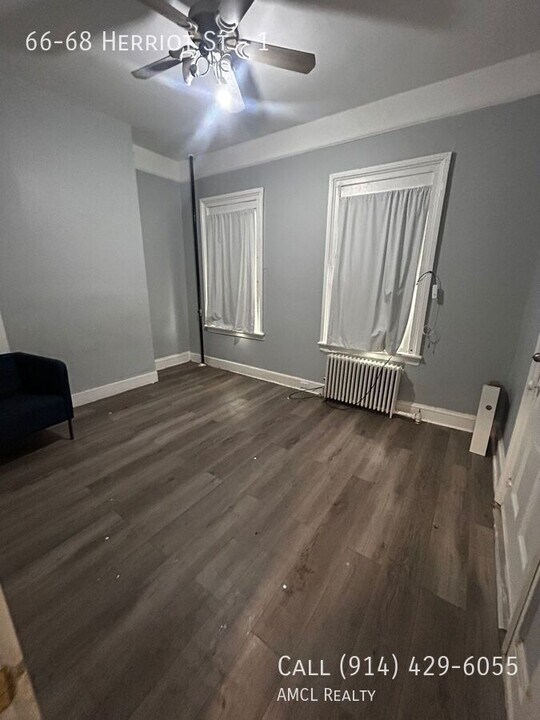 66-68 Herriot St in Yonkers, NY - Building Photo