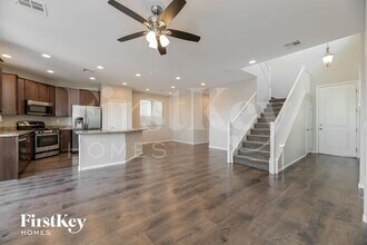 9642 Salford Isle St in Las Vegas, NV - Building Photo - Building Photo