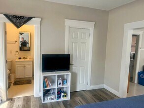 22 Paloma Ct in Los Angeles, CA - Building Photo - Building Photo