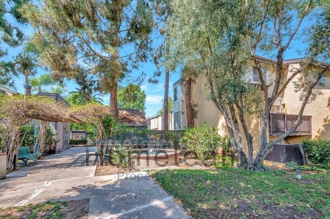 7954 Mission Center Ct in San Diego, CA - Building Photo - Building Photo